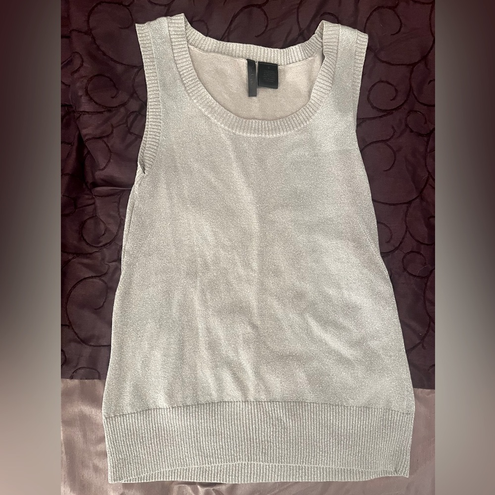Nue Options tank top. Cream & silver. Never worn, tags removed. US size S.